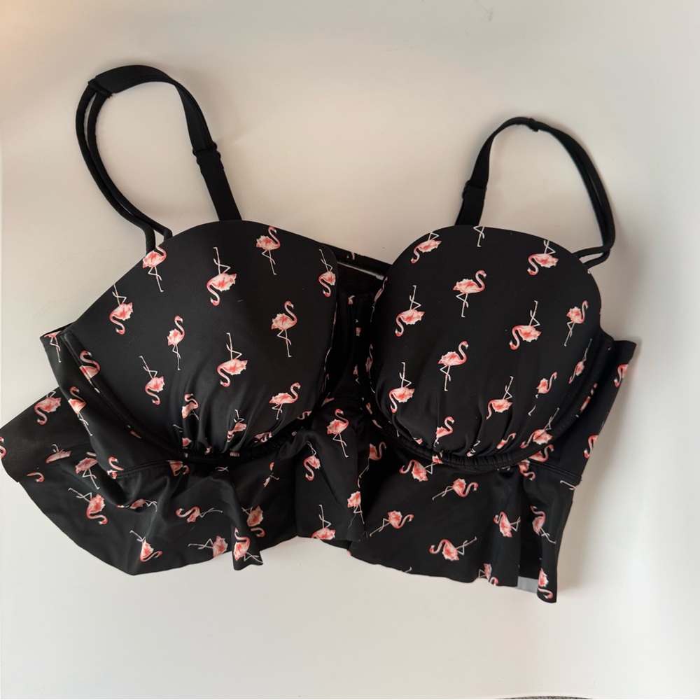 Cacique Swim Top Ruffle Black Pink Flamingoes Women's Size 44D Feminine